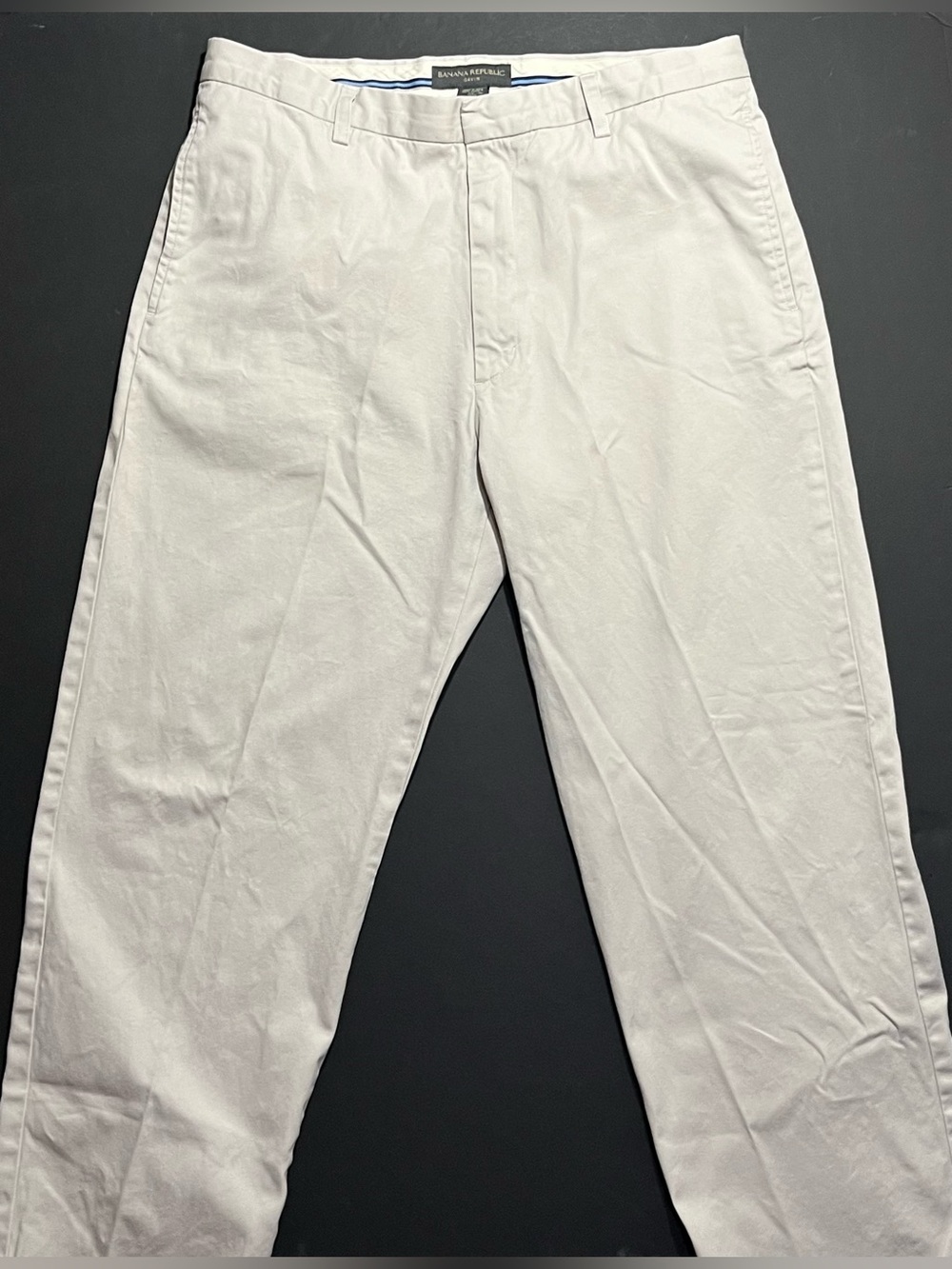 Men’s Banana Republic Gavin Khaki Chino Straight Leg Pants, 35x30